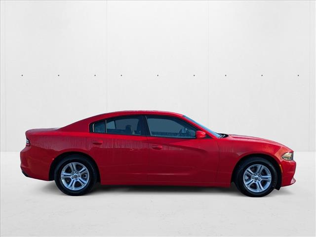 2022 Dodge Charger SXT photo 4