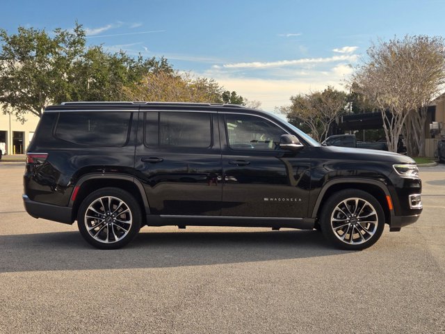 2022 Jeep Wagoneer Series III photo 4
