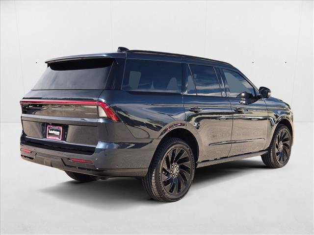 2025 Lincoln Navigator Reserve photo 2