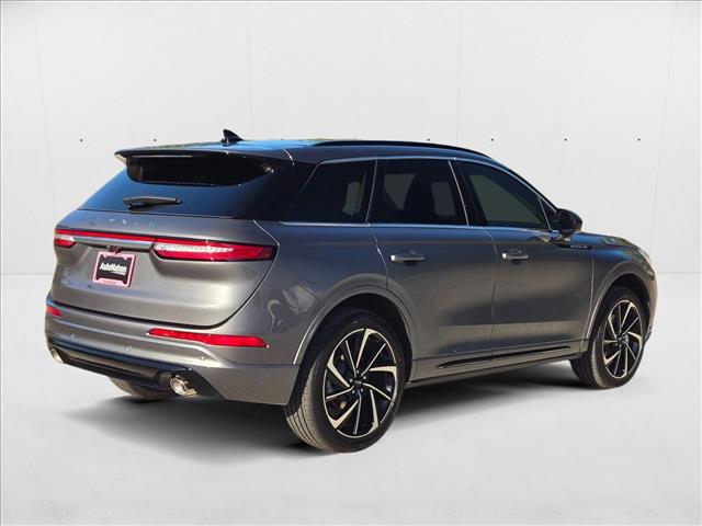 2025 Lincoln Corsair Grand Touring photo 2