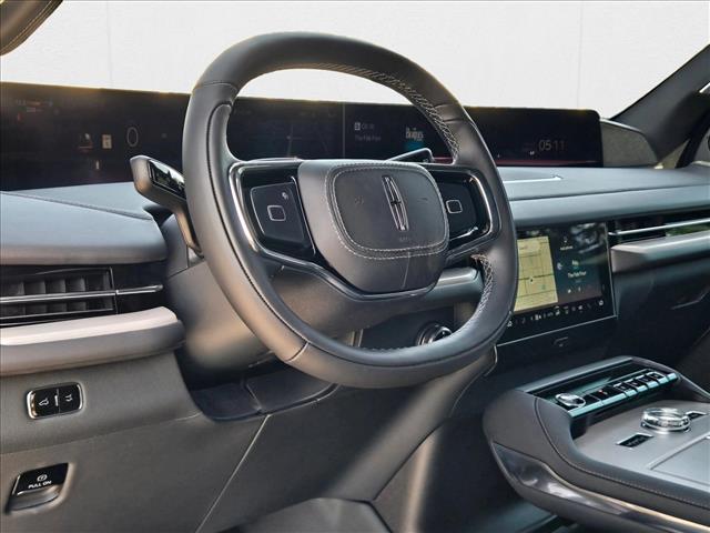 2025 Lincoln Navigator Reserve photo 3
