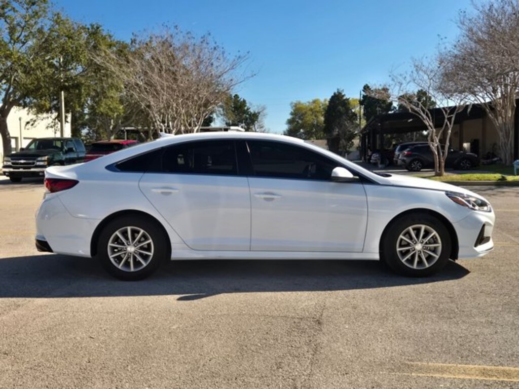 Used 2019 Hyundai Sonata SE Sedan