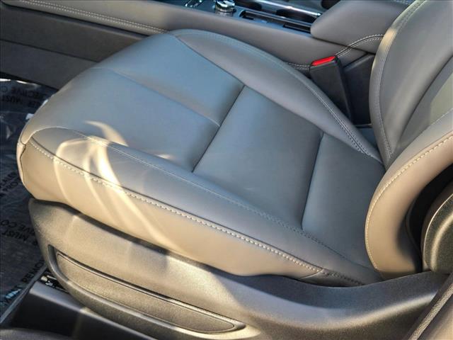 2025 Lincoln Corsair Premiere photo 4