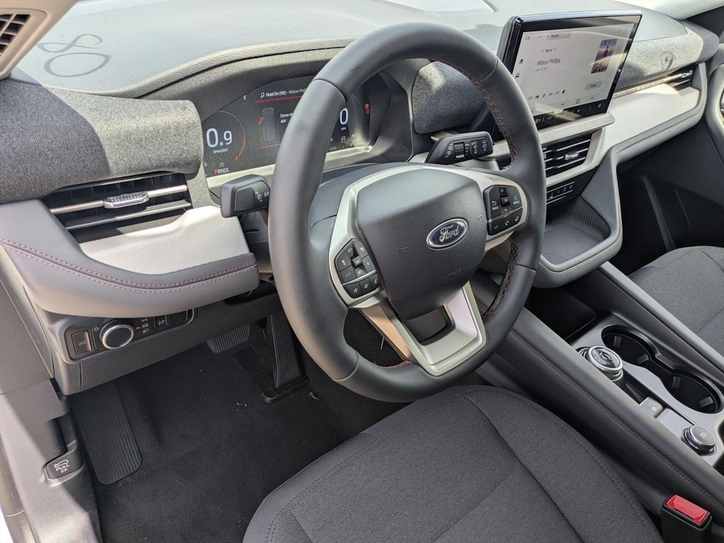 New 2026 Ford Explorer Active w/200A Pkg SUV