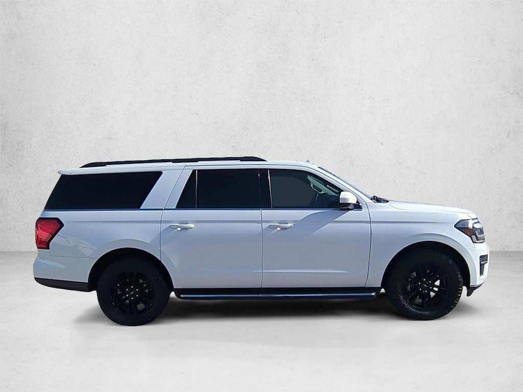 Used 2022 Ford Expedition Max XLT SUV