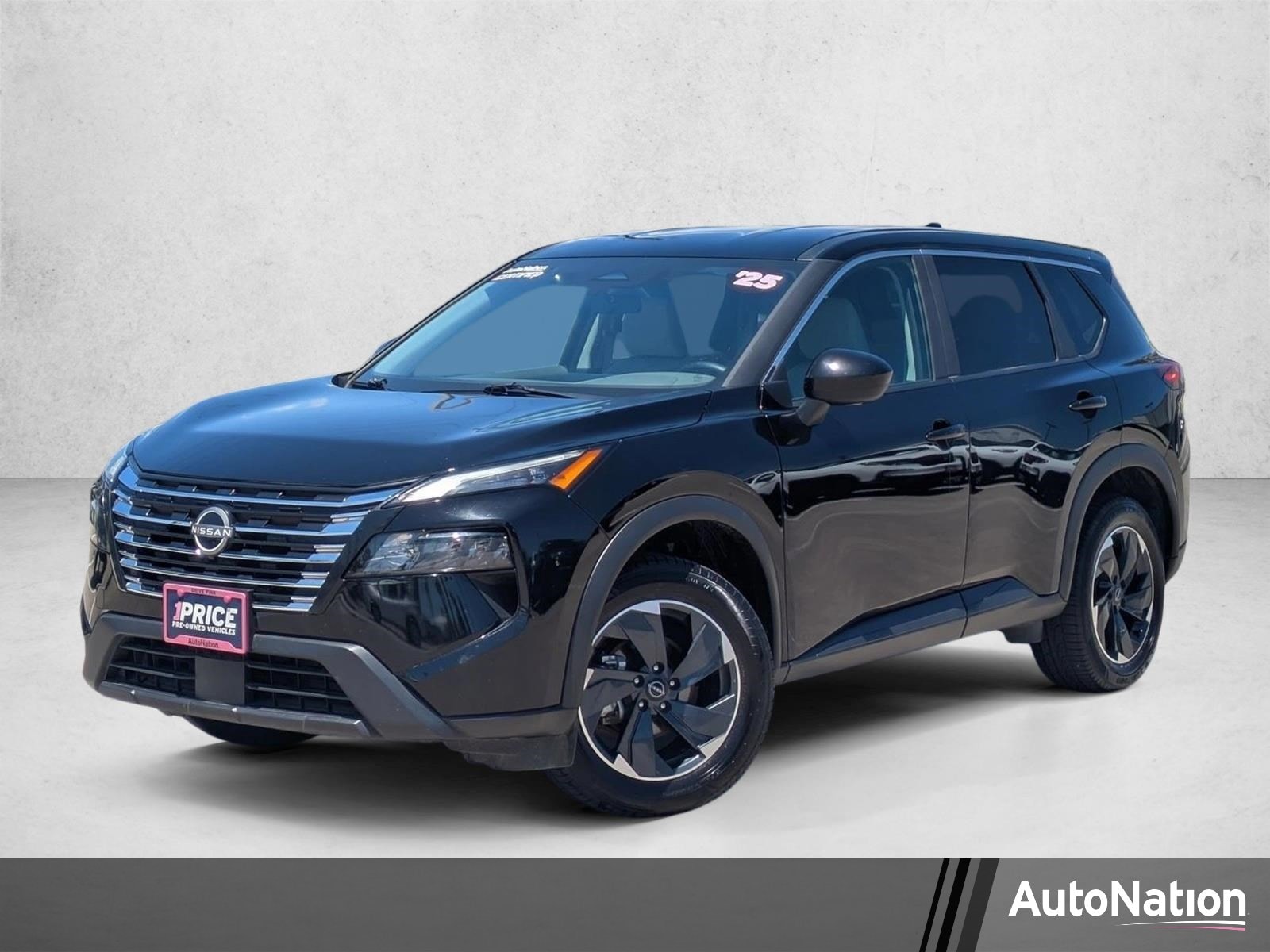 2025 Nissan Rogue SV FWD's photo