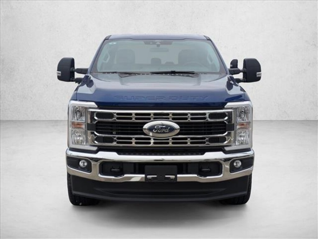 New 2026 Ford F-250 XLT Truck Crew Cab