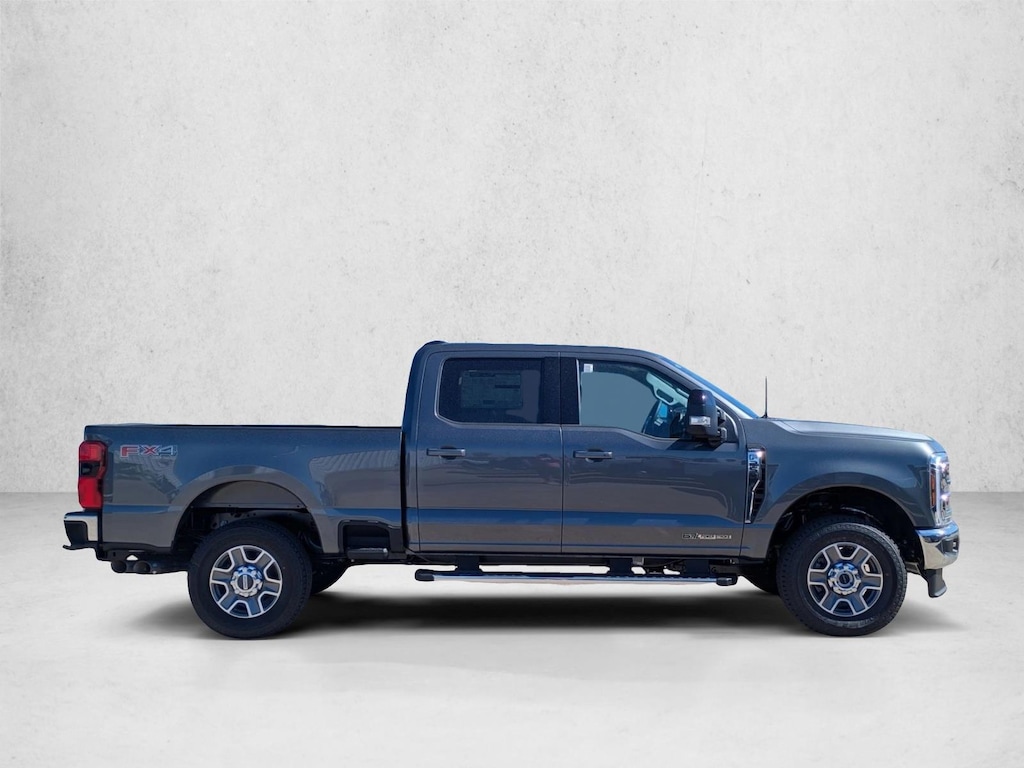 New 2026 Ford F-250 LARIAT Truck Crew Cab