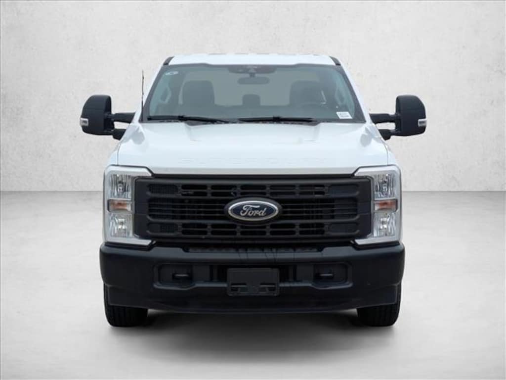 New 2025 Ford F-250 XL Truck Crew Cab