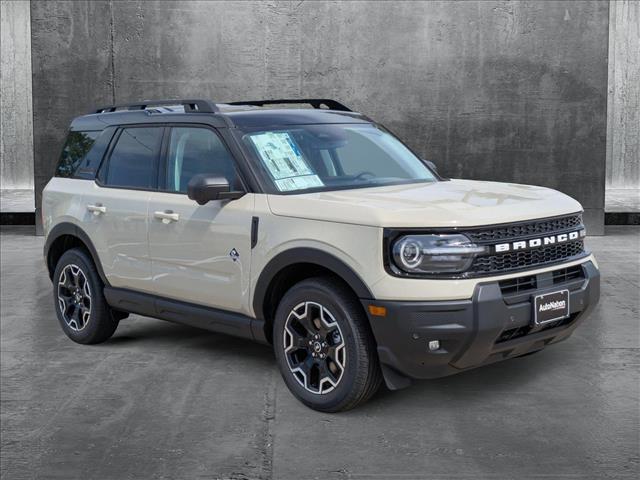 2025 Ford Bronco Sport Outer Banks photo 3