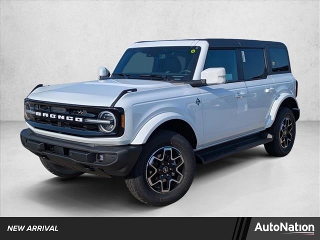 2025 Ford Bronco 4-Door Outer Banks's photo