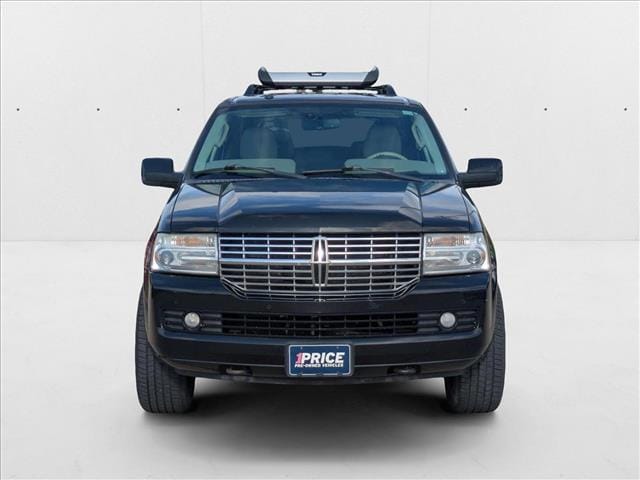 Used 2013 Lincoln Navigator Base with VIN 5LMJJ2H53DEL06835 for sale in Corpus Christi, TX