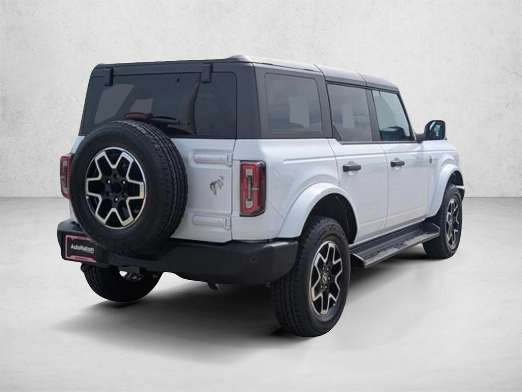 New 2026 Ford Bronco Outer Banks SUV