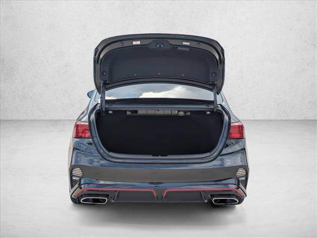 2022 Kia Forte GT photo 3