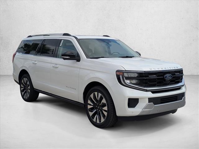 2025 Ford Expedition MAX Platinum photo 3