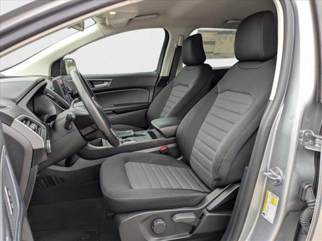 New 2024 Ford Edge SE SUV