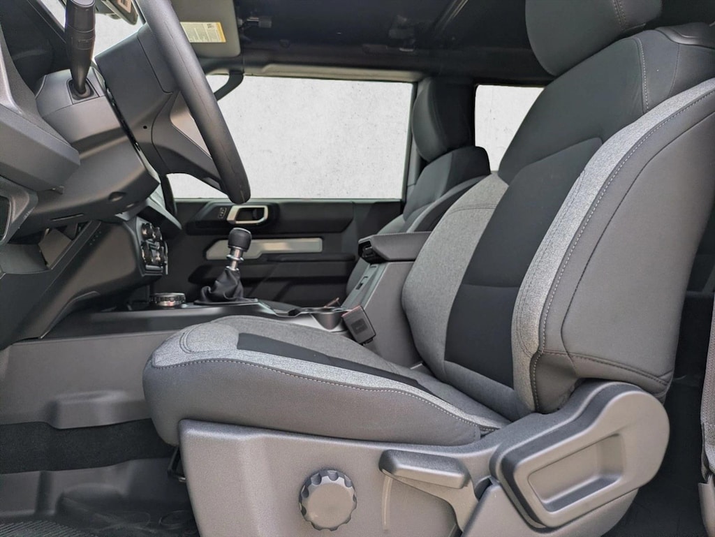 New 2026 Ford Bronco Base SUV