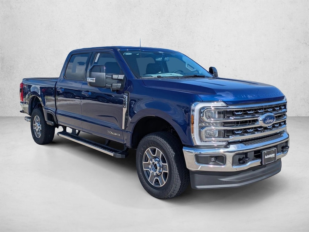 New 2026 Ford F-250 LARIAT Truck Crew Cab