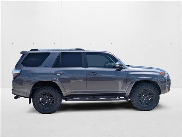2023 Toyota 4Runner SR5 Premium photo 4