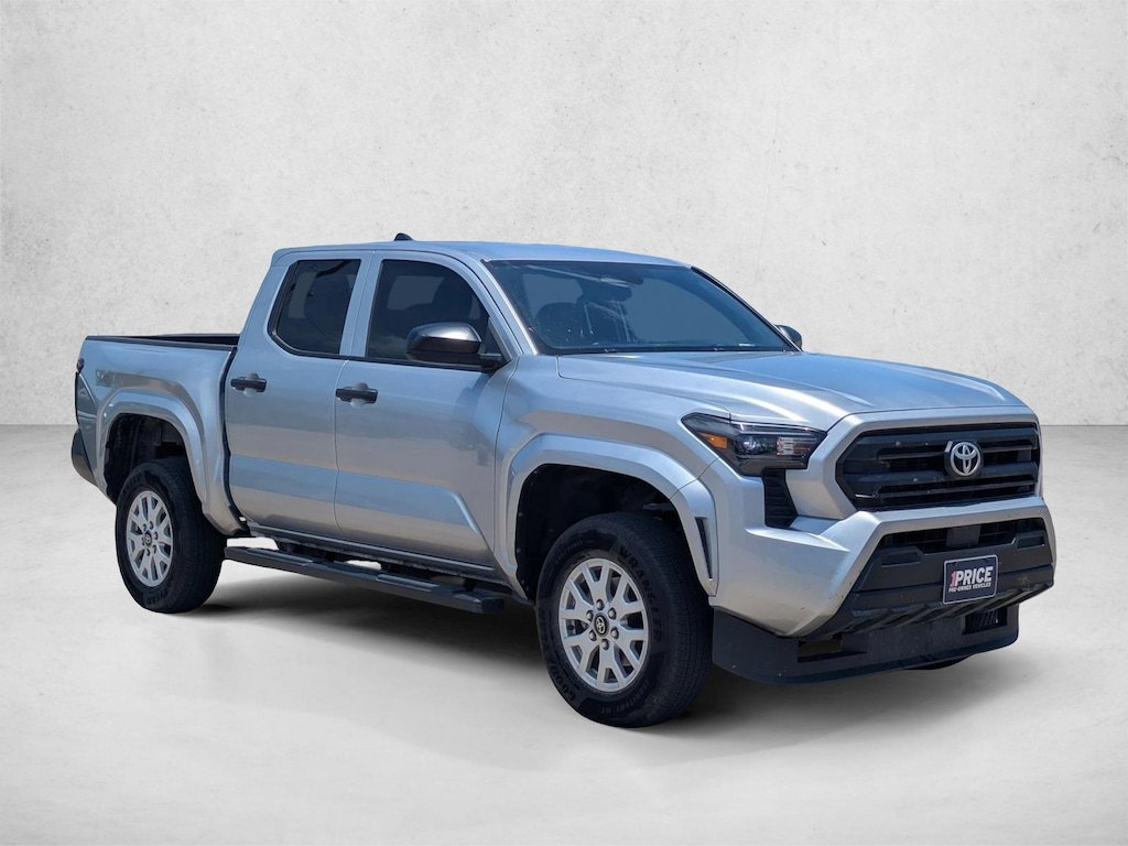 Used 2025 Toyota Tacoma SR Truck Double Cab