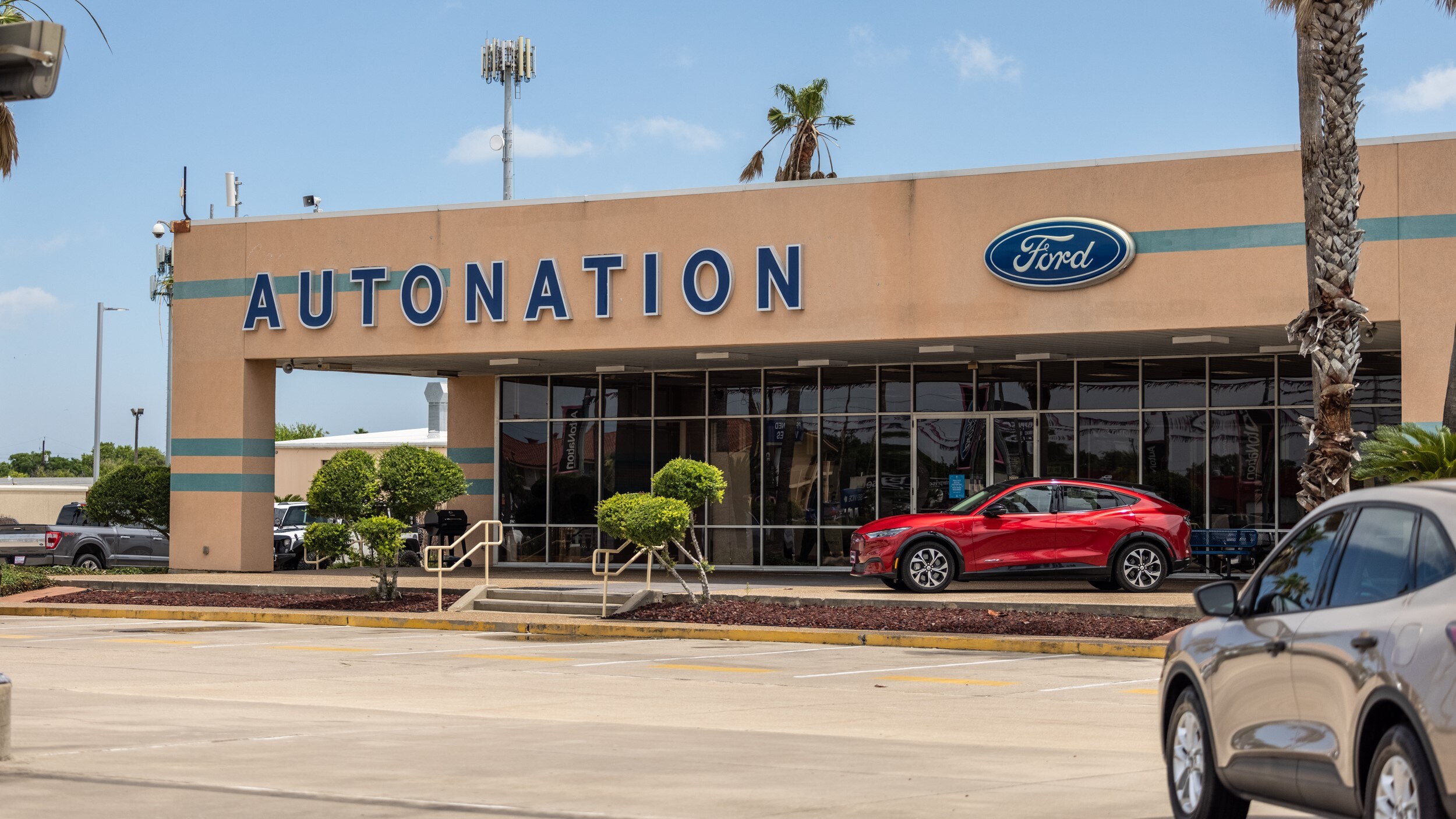 Exterior view of AutoNation Ford Corpus Christi