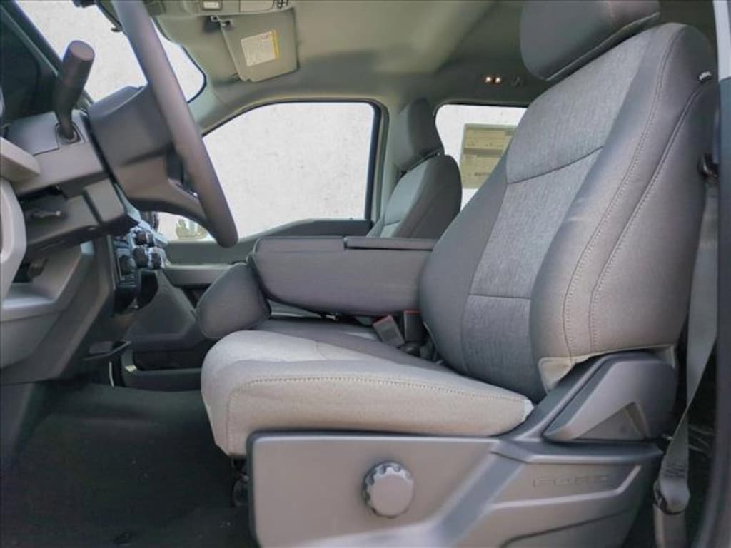 New 2026 Ford F-250 XL Truck Crew Cab