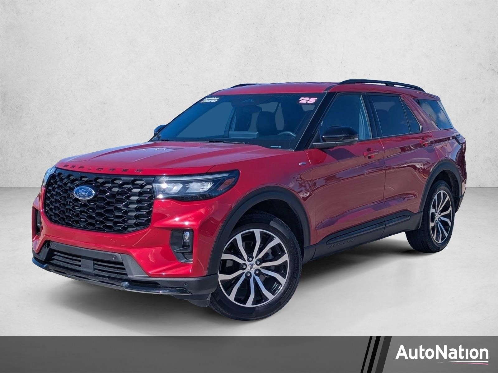 2025 Ford Explorer ST-LINE 4WD (PL535)'s photo