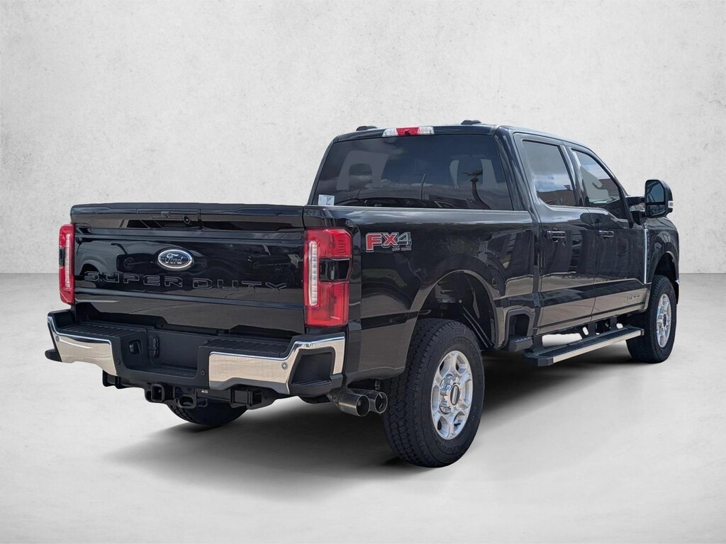 New 2026 Ford F-250 XLT Truck Crew Cab