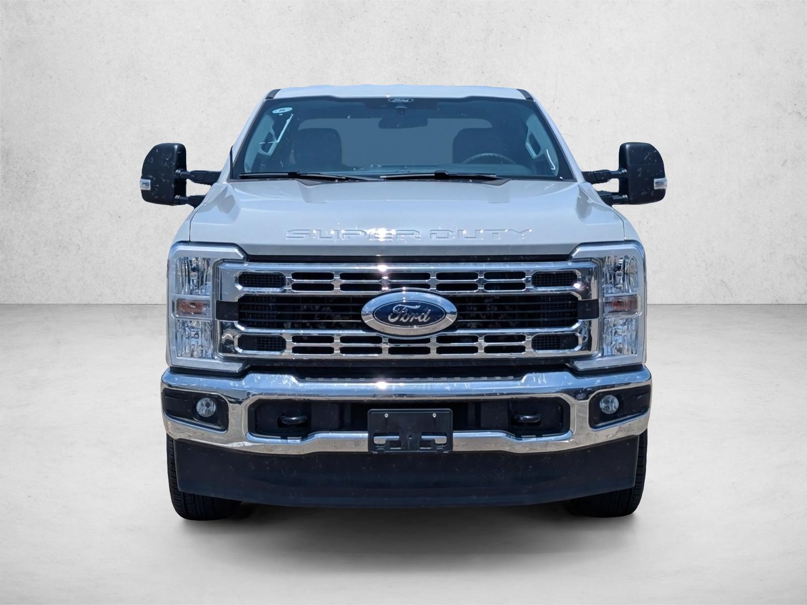 2026 Ford F-250 Super Duty XLT - Photo 6