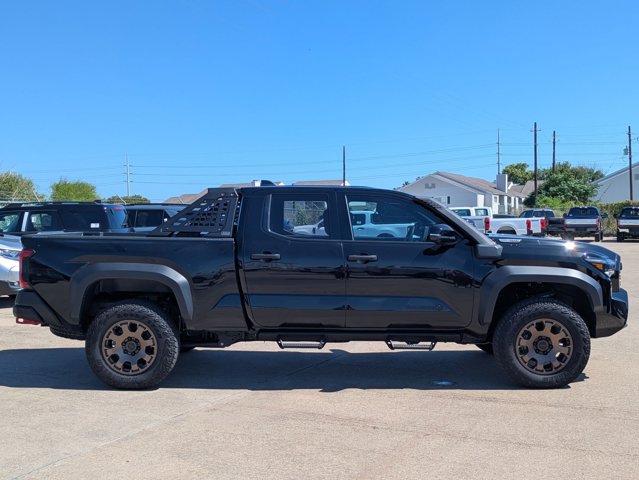 2025 Toyota Tacoma Trailhunter photo 4