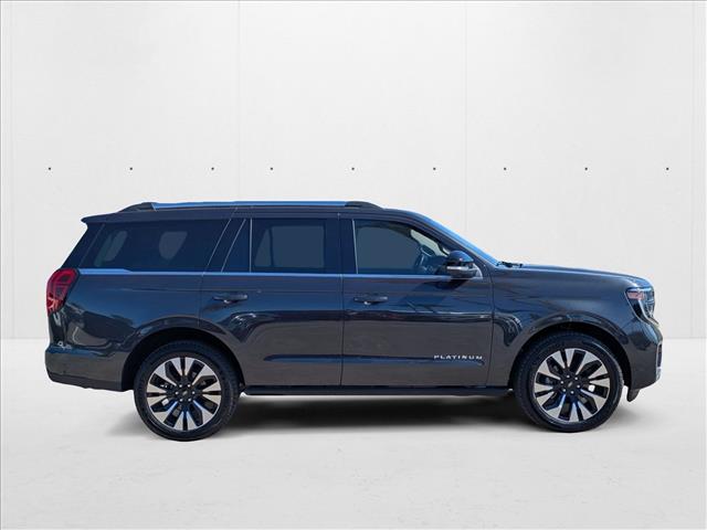 2025 Ford Expedition Platinum photo 4
