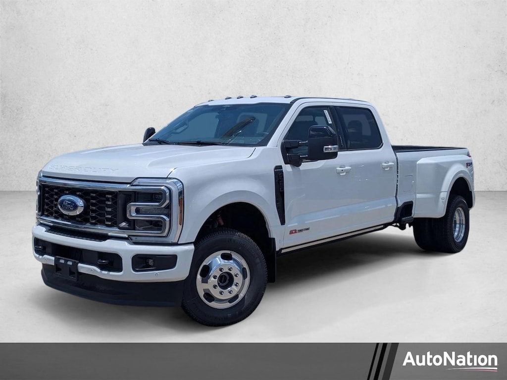 New 2026 Ford F-350 Platinum Truck Crew Cab