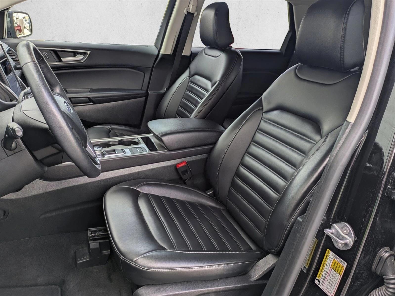 2024 Ford Edge SEL - Photo 15
