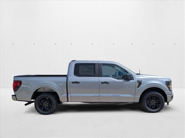 2025 Ford F-150 STX photo 4
