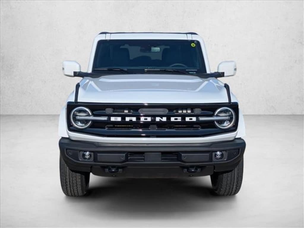 New 2025 Ford Bronco Outer Banks SUV