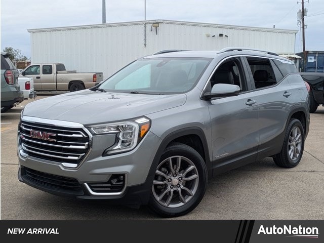 2024 GMC Terrain SLT's photo