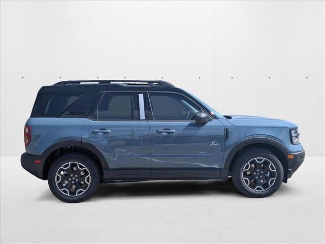 2025 Ford Bronco Sport Outer Banks photo 3