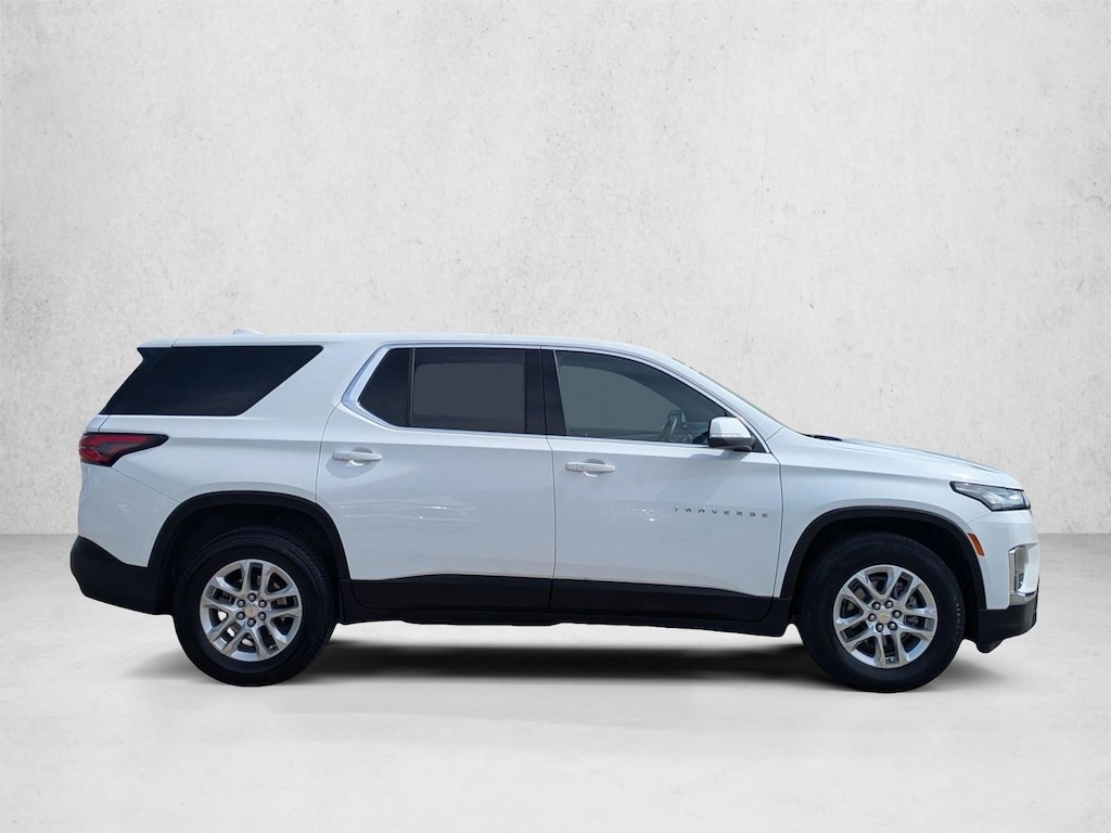 Used 2023 Chevrolet Traverse LS SUV