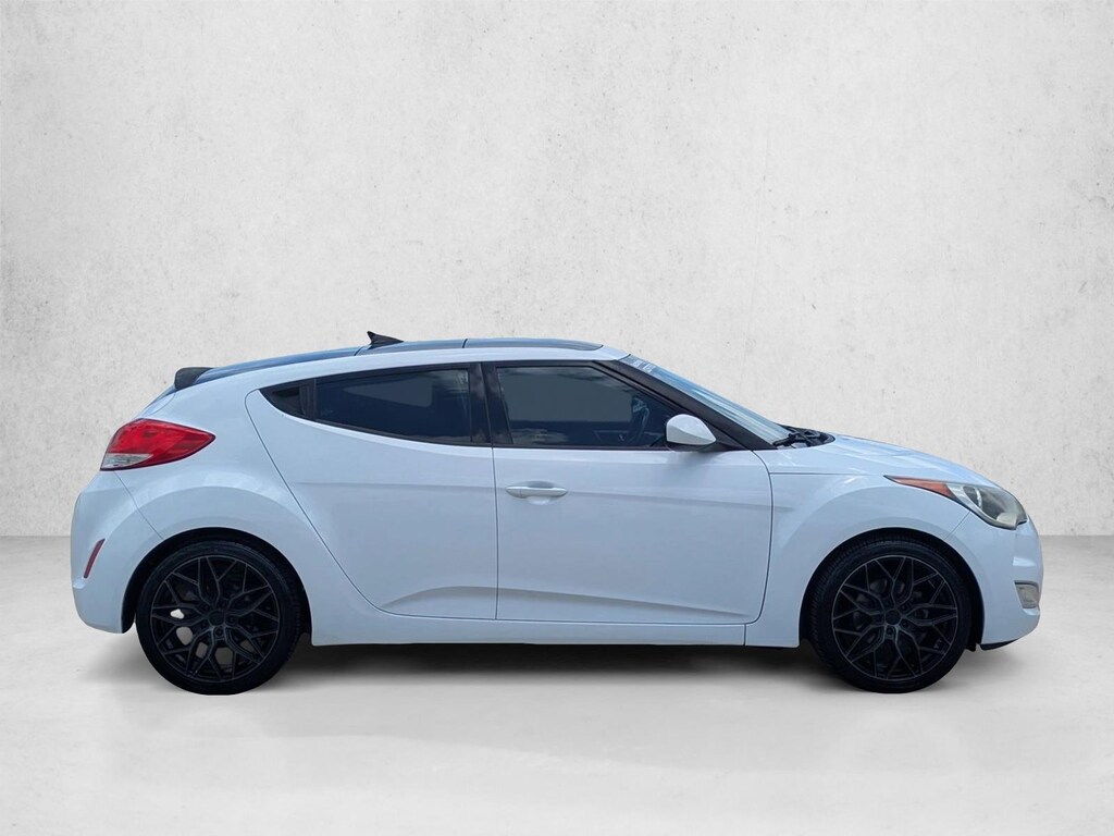 Used 2016 Hyundai Veloster Hatchback