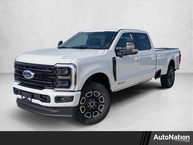 2026 Ford F-350 Super Duty Platinum's photo