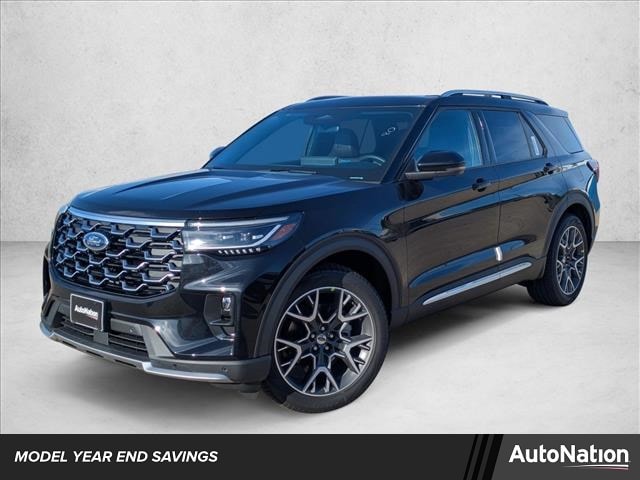 2025 Ford Explorer Platinum's photo