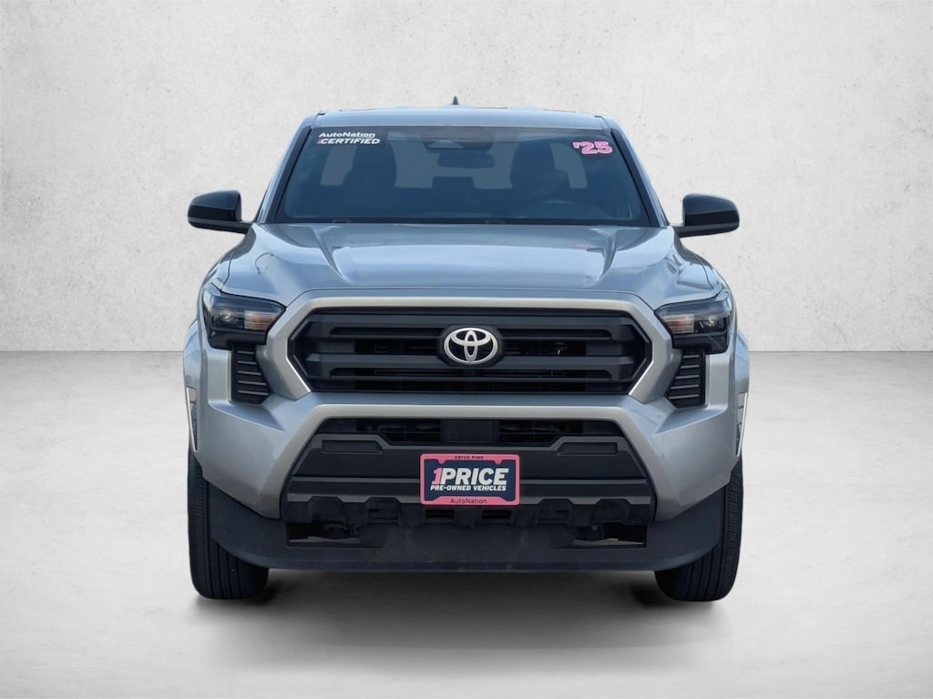 Used 2025 Toyota Tacoma SR Truck Double Cab