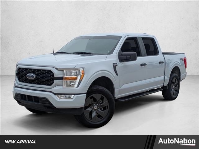 2022 Ford F-150 XL's photo