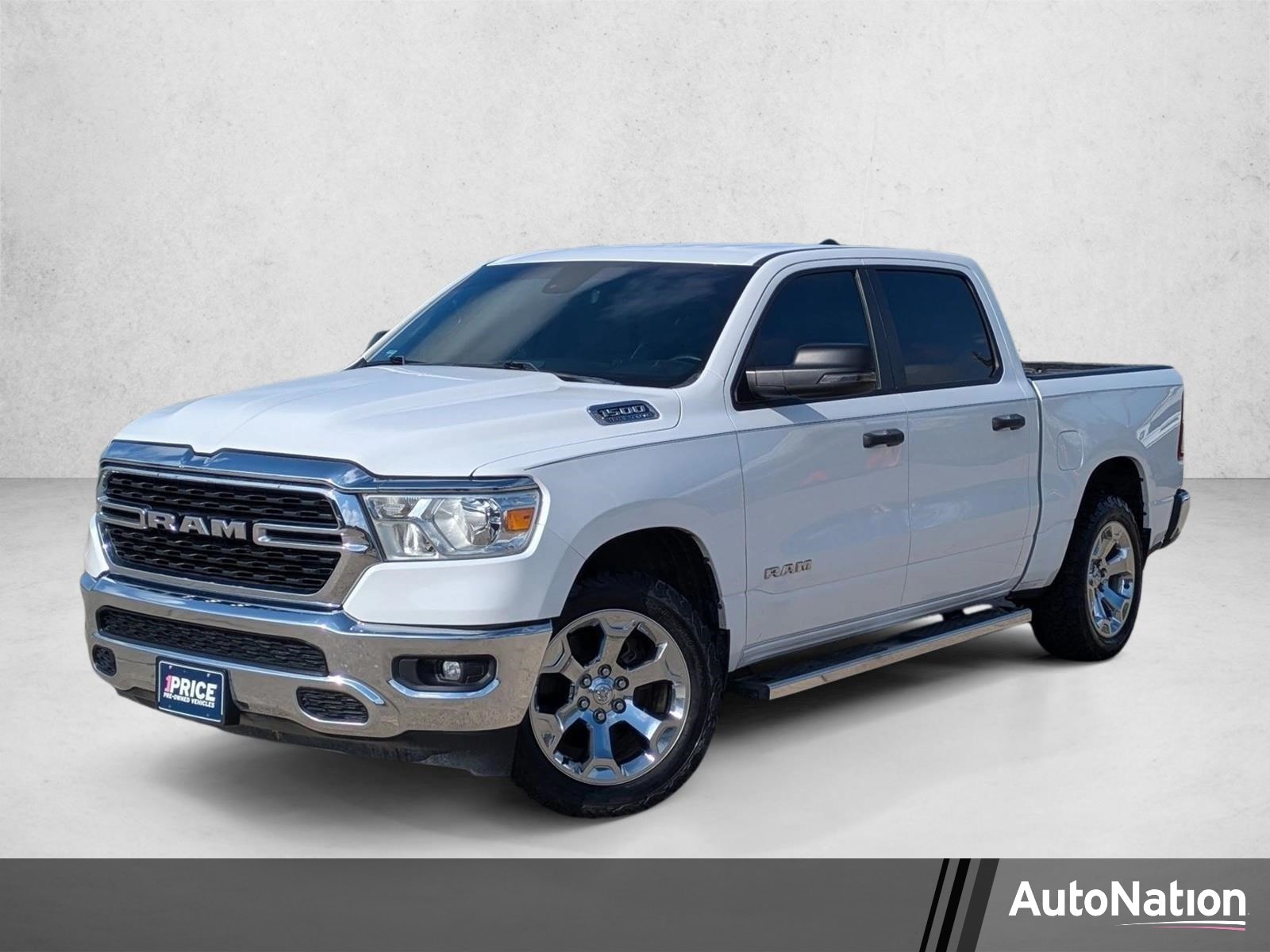2023 RAM 1500 Big Horn/Lone Star 4x4 Crew Cab 5'7's photo