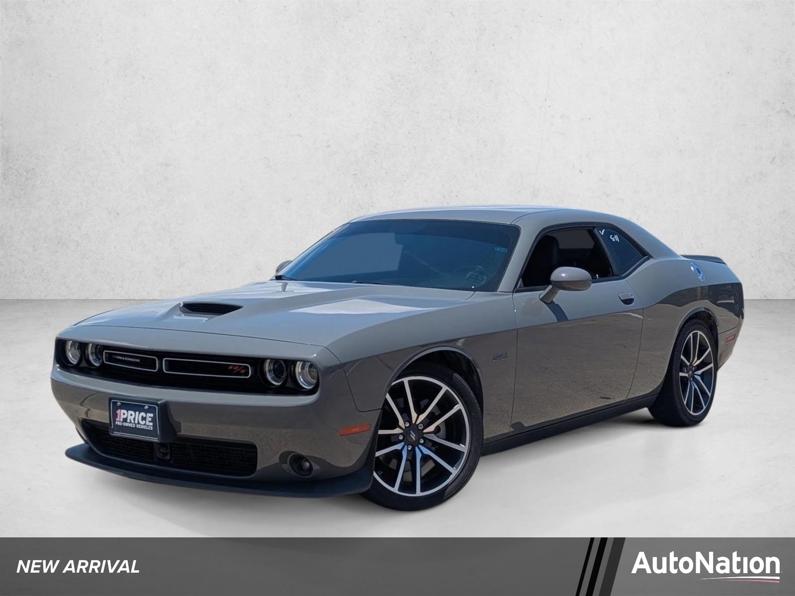 2023 Dodge Challenger R/T's photo