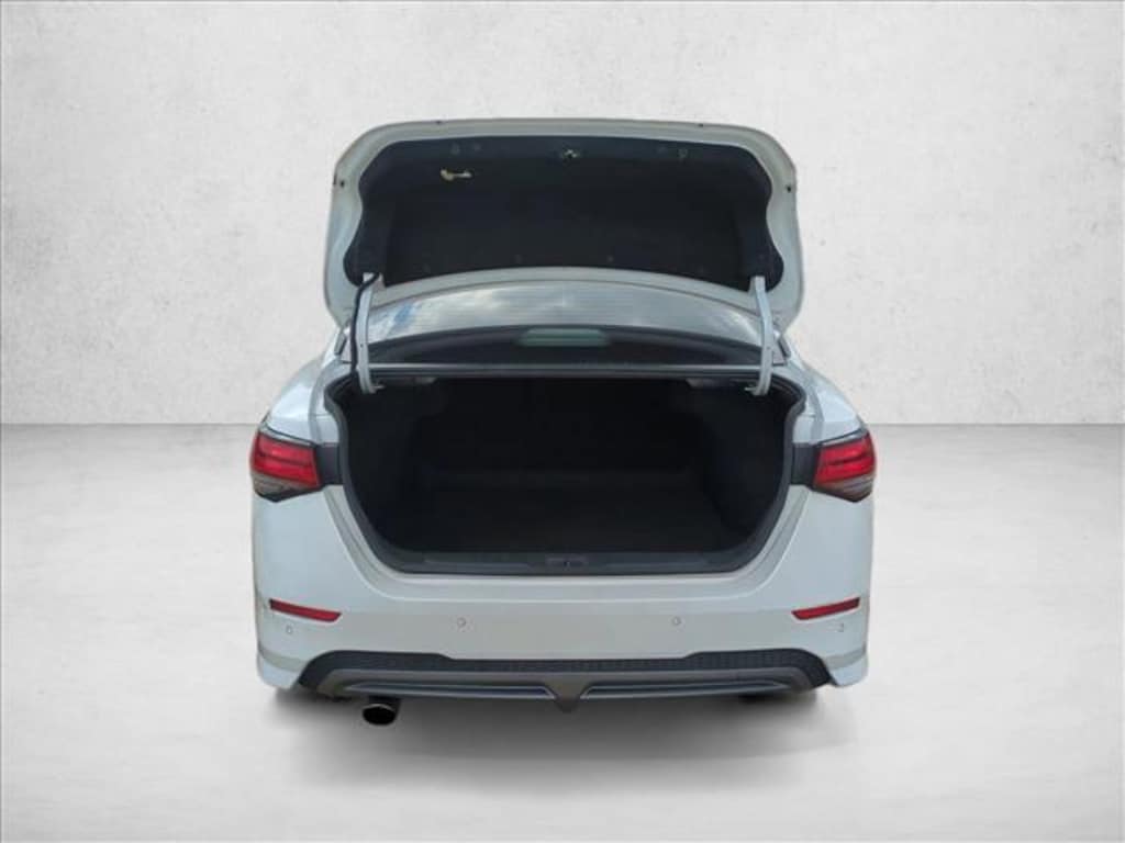Used 2020 Nissan Sentra SR Sedan