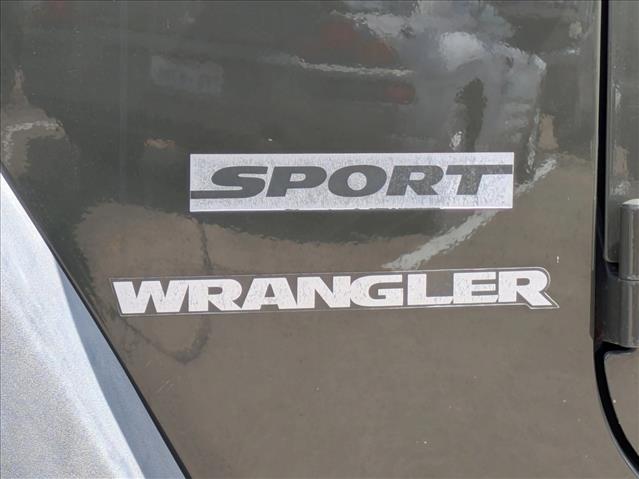 2015 Jeep Wrangler Sport photo 3