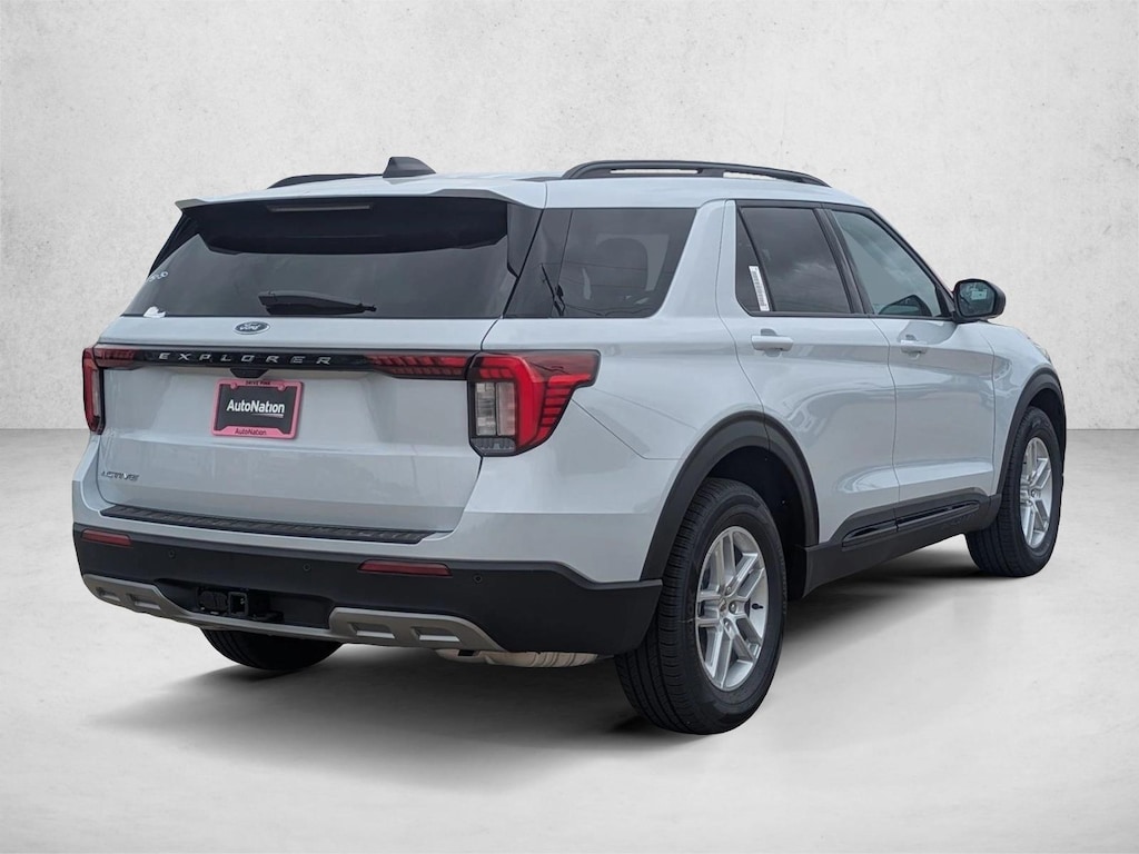 New 2026 Ford Explorer Active w/200A Pkg SUV