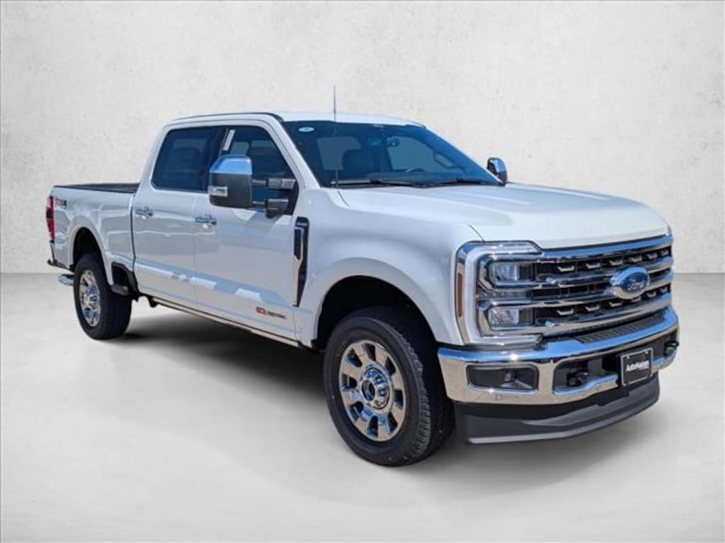 New 2026 Ford F-250 King Ranch Truck Crew Cab