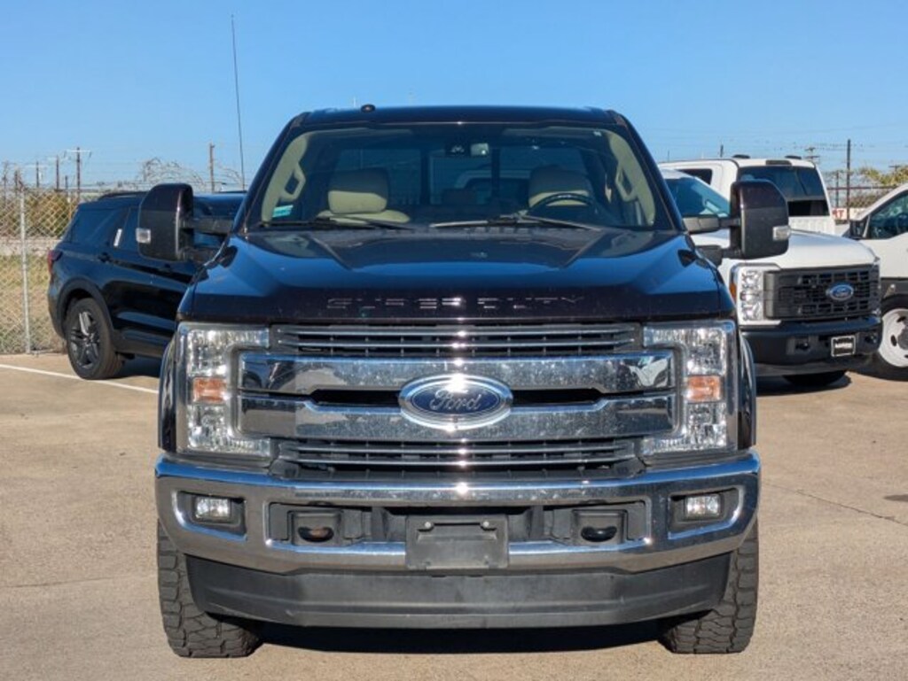 Used 2018 Ford F-250 LARIAT Truck Crew Cab
